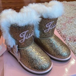 Juicy couture size 12 toddler boots brand new